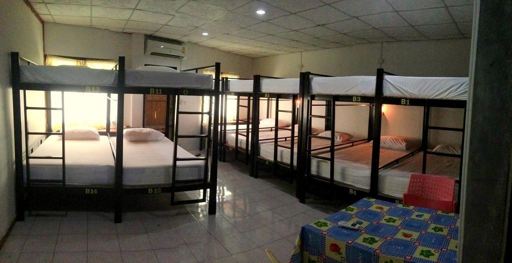 Mickey Hostel Haad Rin Pokoj fotografie