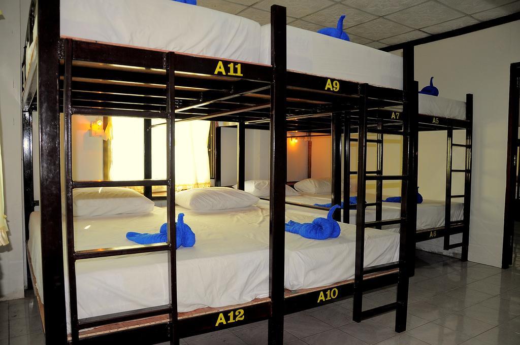 Mickey Hostel Haad Rin Pokoj fotografie